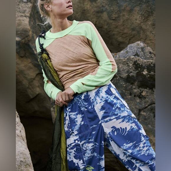 Free People Color Burst Hike Pants Size Medium - Picture 3 of 14